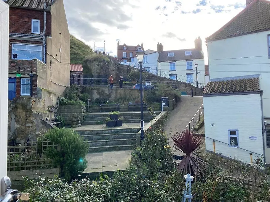 Sandside Retreat Whitby